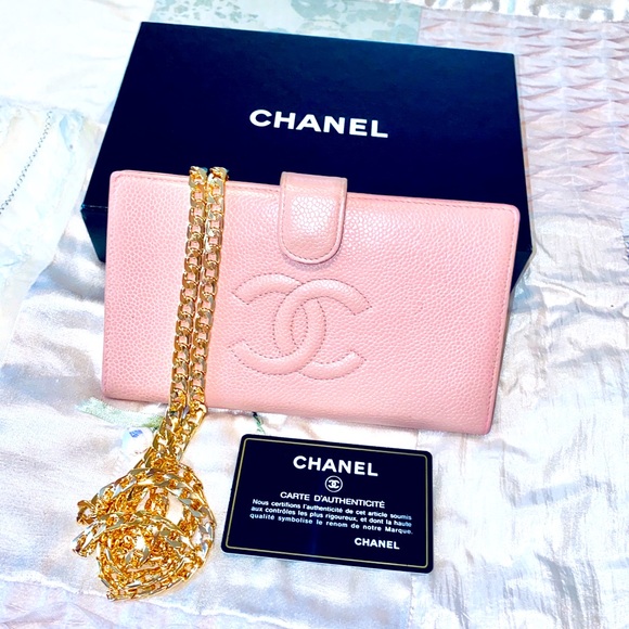 CHANEL Handbags - 💔 CHANEL caviar skin wallet on a chain woc